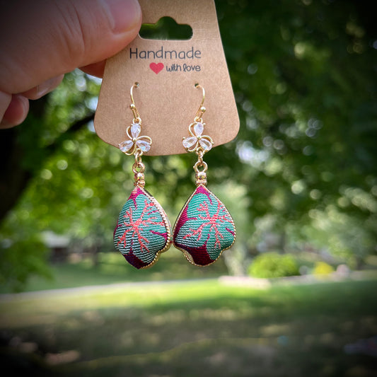 "Vine & Rose" Song Brocade Earrings