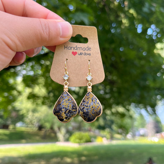 "Golden Moonlight" Song Brocade Earrings