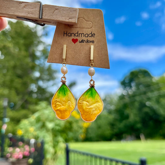 Golden Bloom Pearl Drops