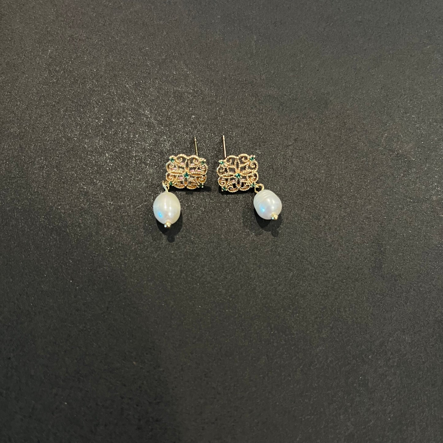 "Enchanted Garden" Pearl Earrings