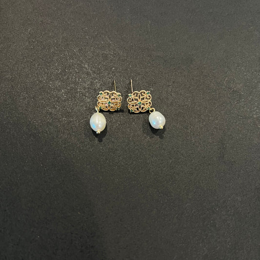 "Enchanted Garden" Pearl Earrings