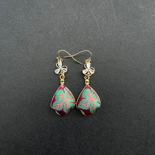 "Vine & Rose" Song Brocade Earrings